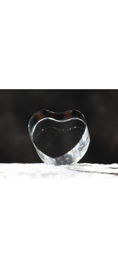 Crystal heart 80*75*50 (3.1*3.0*2.0")